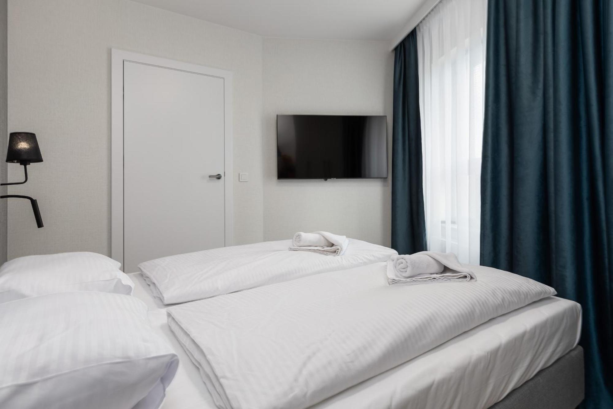 Apartment Sun Towers - Parking & Balkon - By Rent Like
