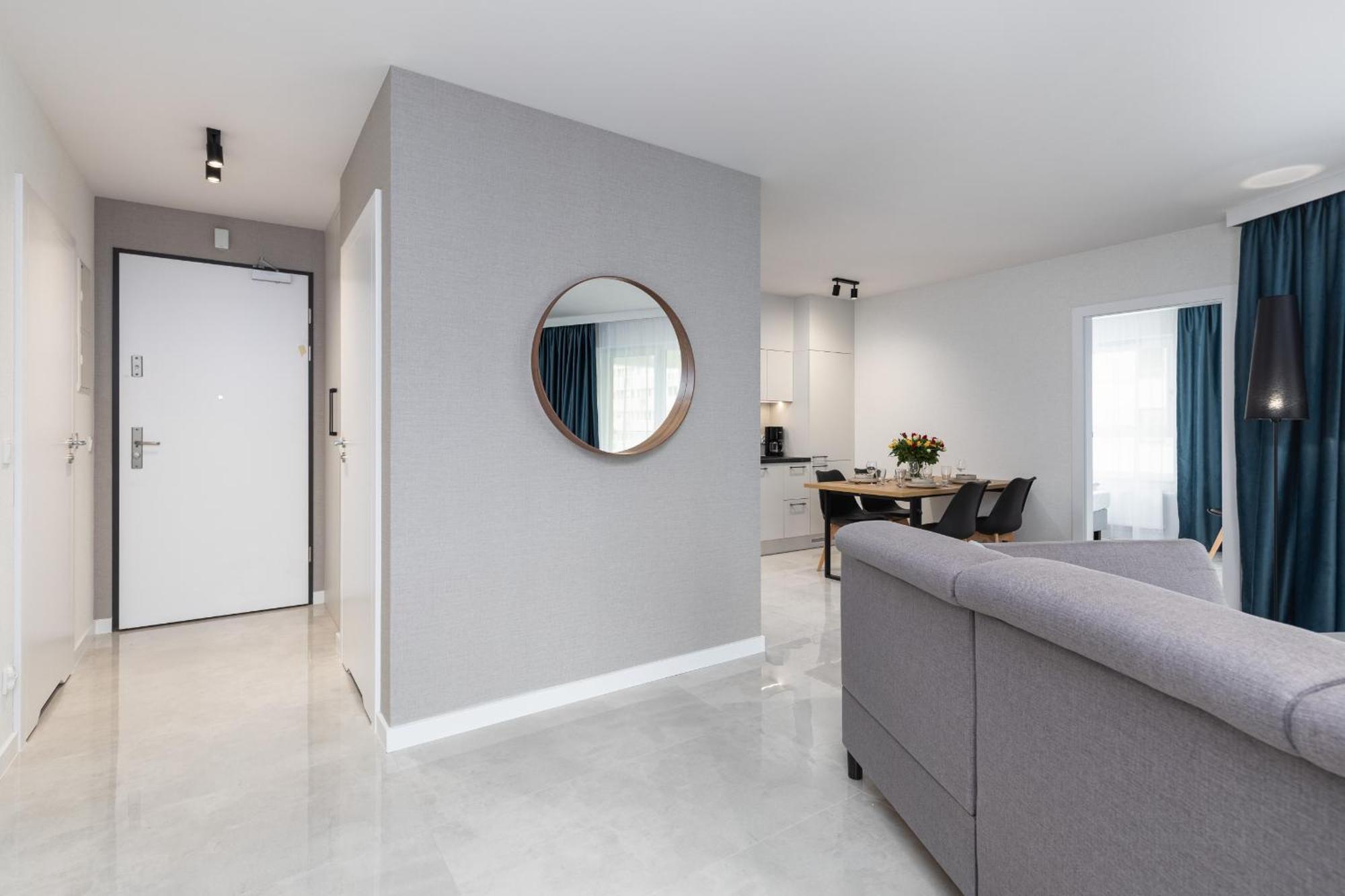 Sun Towers - Parking & Balkon - By Rent Like Apartment Swinoujscie